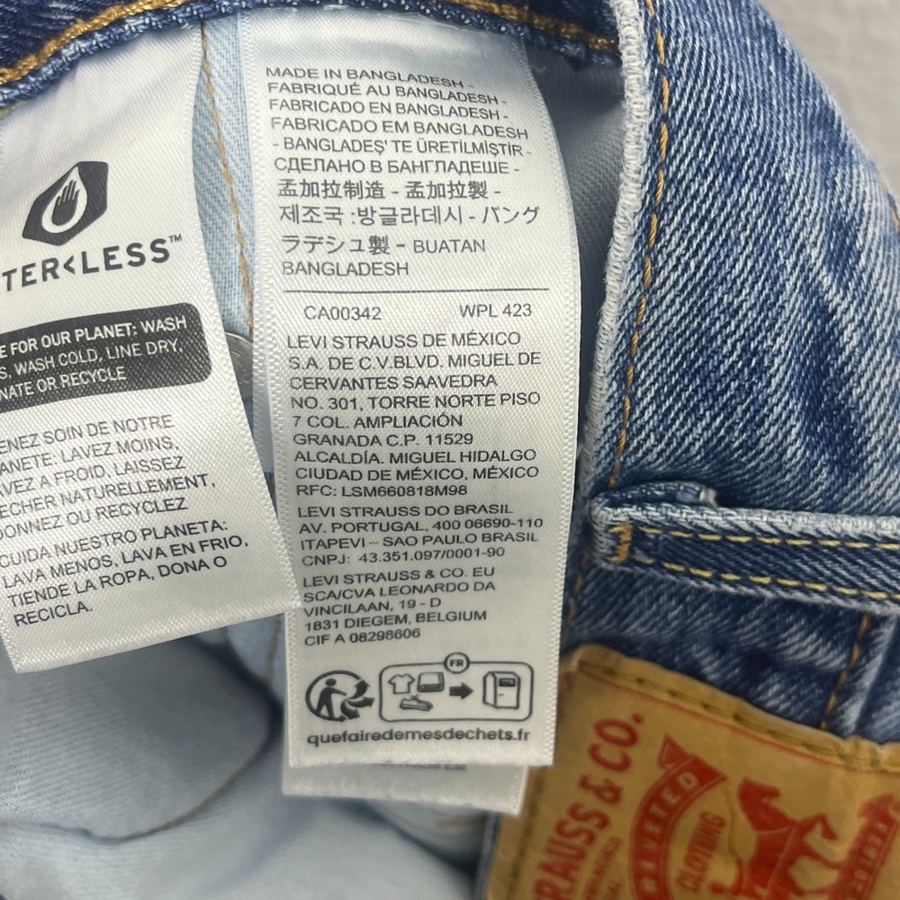 Levi's 550 Jeans Mens 48x30 Blue Denim Cotton Stretch Medium Wash Relaxed Fit - Picture 11 of 16